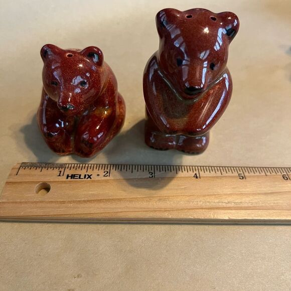 Rosemeade Dakota Pottery Other - Vintage Rosemeade Dakota Pottery Bear Shaped Salt $Pepper Shakers - 1941-1960s